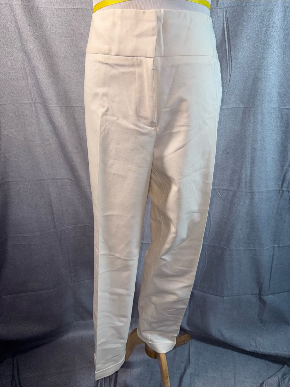 2304-Worthington Cream High-Waist Tapered Trousers
